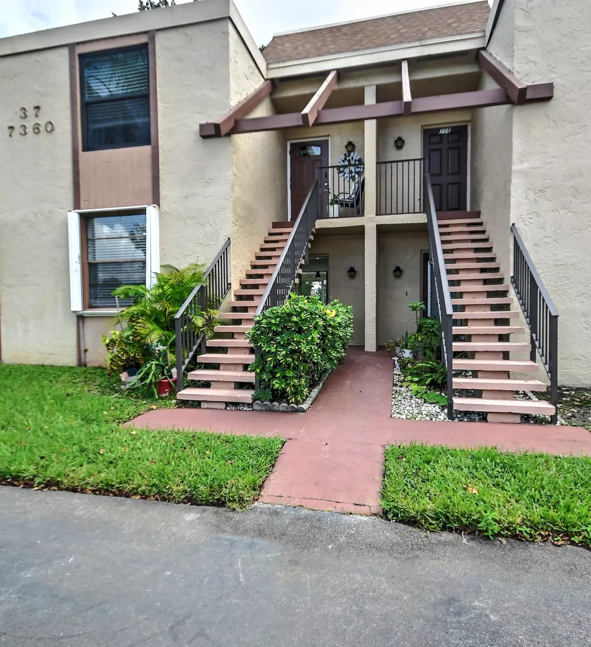Margate, FL 33063,7360 NW 18th ST 105