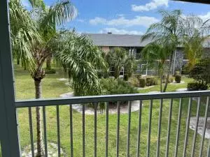 18081 SE Country Club DR 17 Apt 167, Tequesta, FL 33469