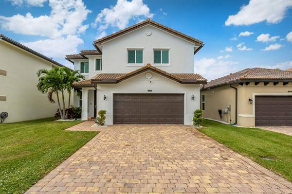 6843 Langdon WAY, Lake Worth, FL 33463