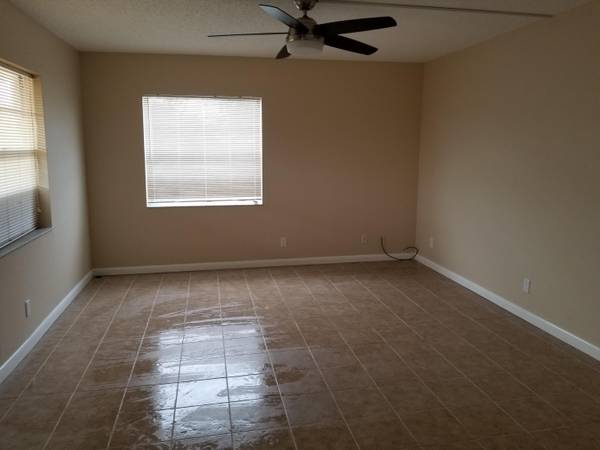 Lake Worth Beach, FL 33460,1600 S N ST 106