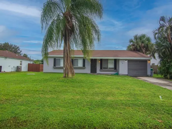 522 SE Tanner AVE, Port Saint Lucie, FL 34983