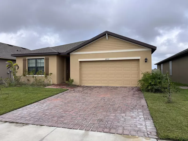 2073 SE Farmhouse RD, Palm Bay, FL 32909