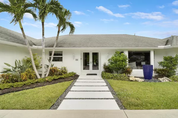 Tequesta, FL 33469,346 Country Club DR