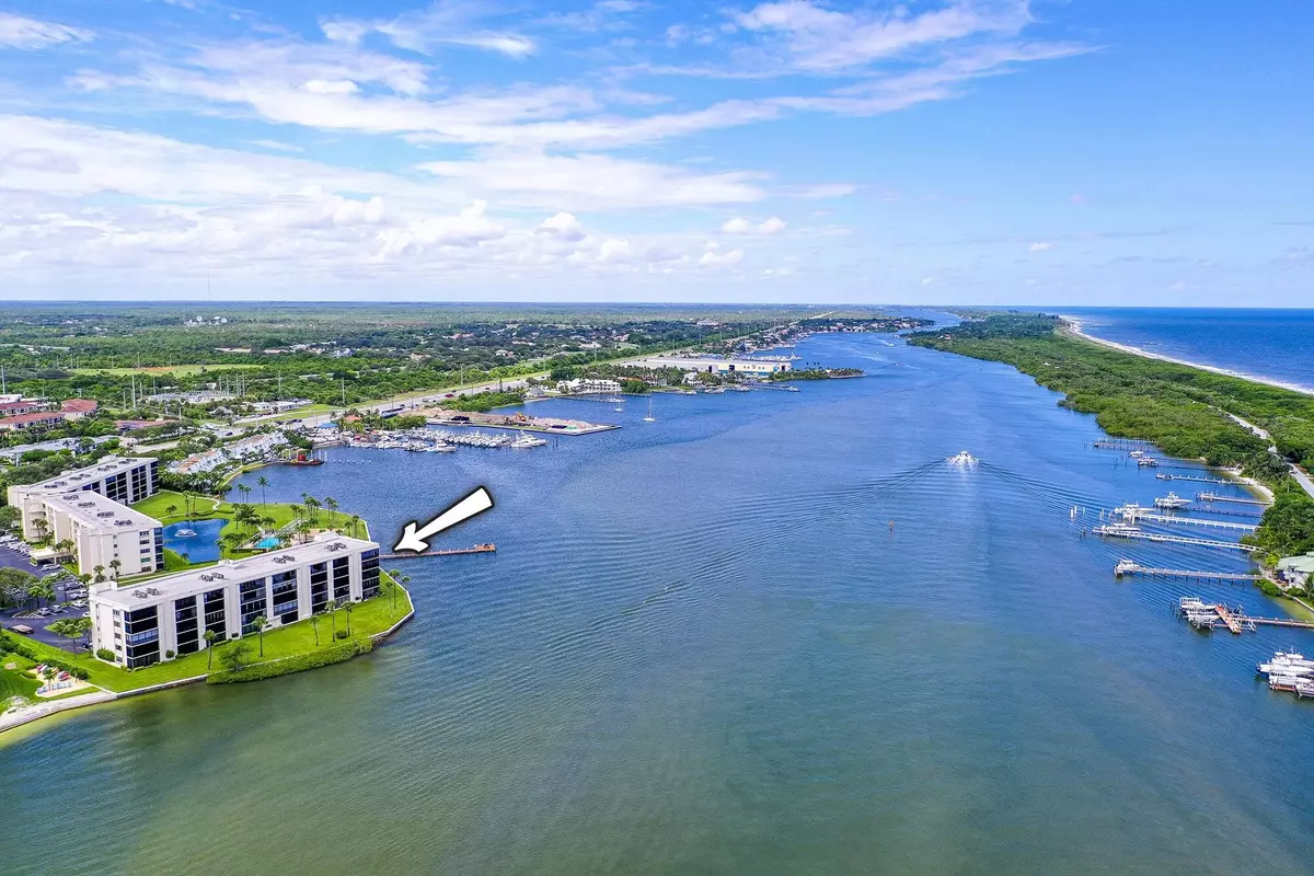 Tequesta, FL 33469,100 Intracoastal PL 103