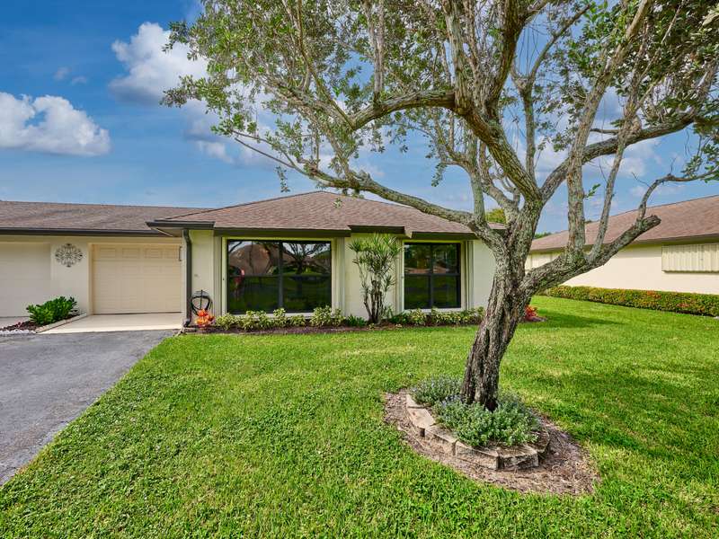 4882 Equestrian CIR B, Boynton Beach, FL 33436