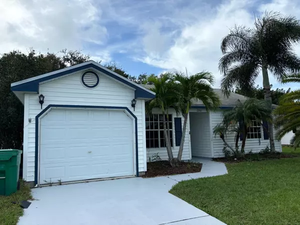 2280 SE Tiffany AVE, Port Saint Lucie, FL 34952