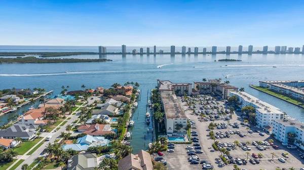 109 Paradise Harbour BLVD 314, North Palm Beach, FL 33408