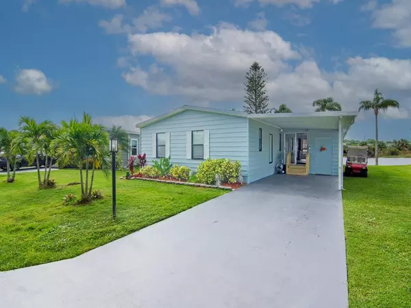 4496 SE Basswood TER, Stuart, FL 34997