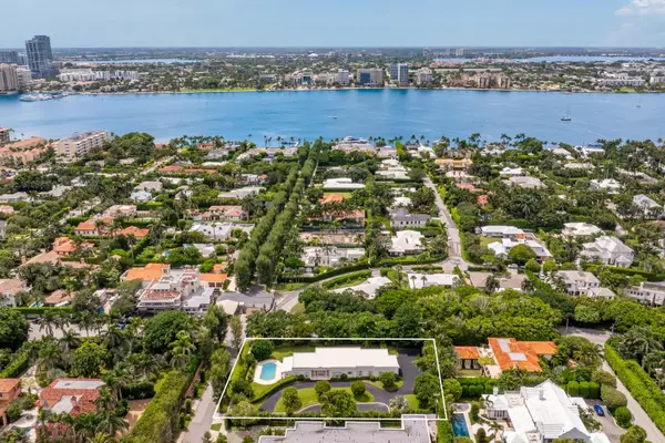 Palm Beach, FL 33480,157 Wells RD