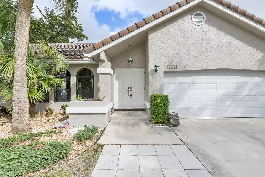 5633 NW 61st AVE, Coral Springs, FL 33067