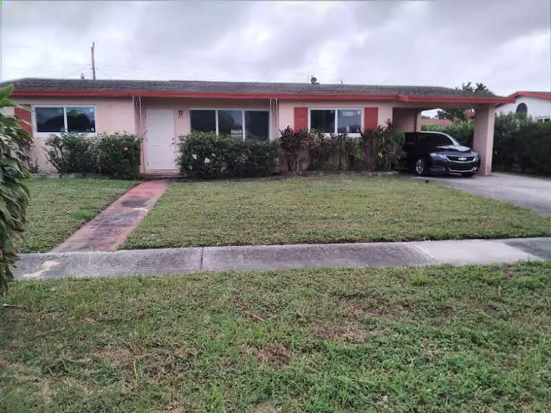 Riviera Beach, FL 33404,321 W 18th ST