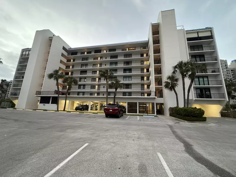 1591 Gulf BLVD 202s, Clearwater, FL 33767