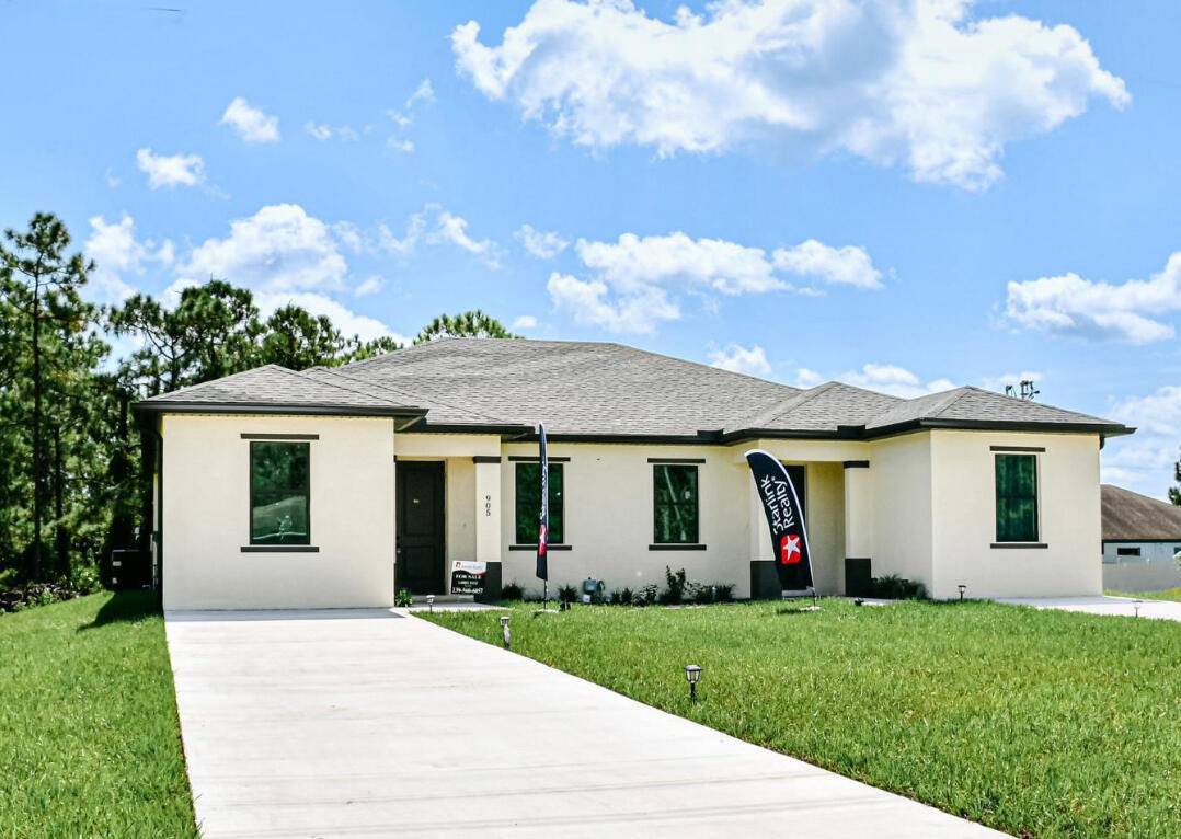 2416 N N Xelda AVE, Lehigh Acres, FL 33971