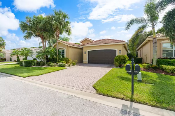 Boynton Beach, FL 33473,10929 Carmelcove CIR