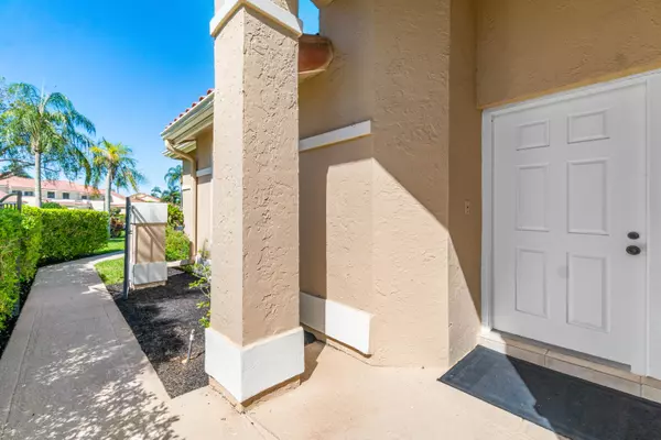 Palm Beach Gardens, FL 33418,900 Windermere WAY