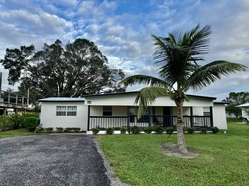 3502 SE 18th TER, Okeechobee, FL 34974