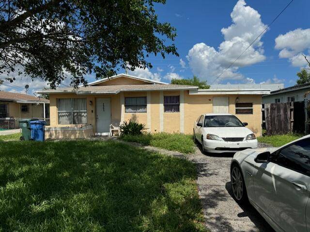 2961 NW 26th ST, Oakland Park, FL 33311