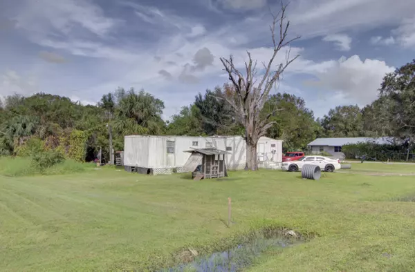 2413 NW 5th ST, Okeechobee, FL 34972