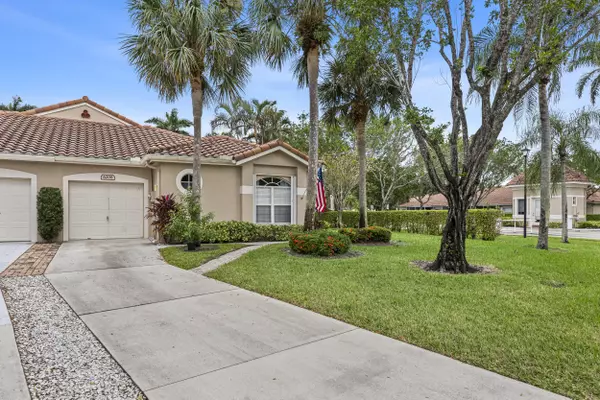 6208 Key Largo LN, Boynton Beach, FL 33472