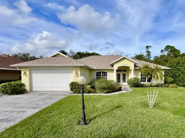 850 41st CT, Vero Beach, FL 32960