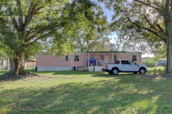 524 NE 60th AVE, Okeechobee, FL 34974