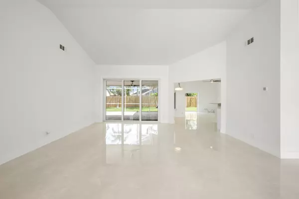 Boca Raton, FL 33434,9585 S Carousel CIR