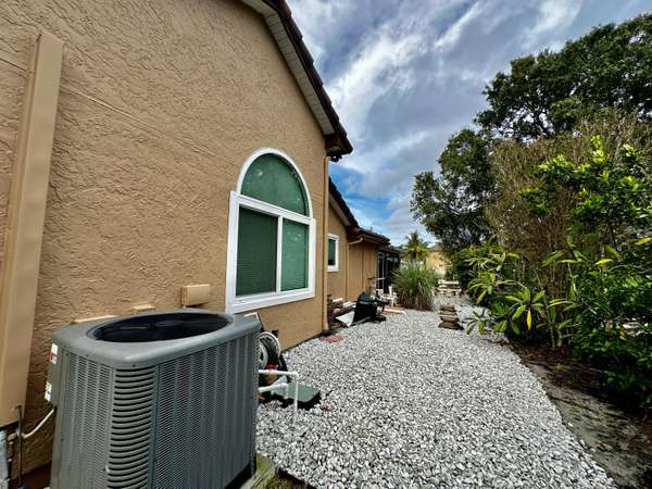 Port Saint Lucie, FL 34953,165 NE Sagamore TER