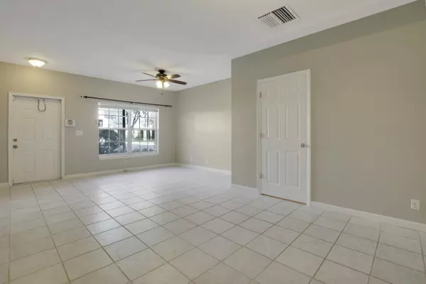 Delray Beach, FL 33483,821 Kokomo Key LN