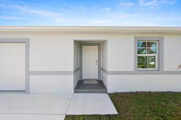 Port Saint Lucie, FL 34952,62 Golf DR