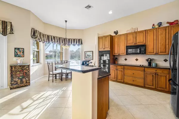 Delray Beach, FL 33446,7088 Demedici CIR