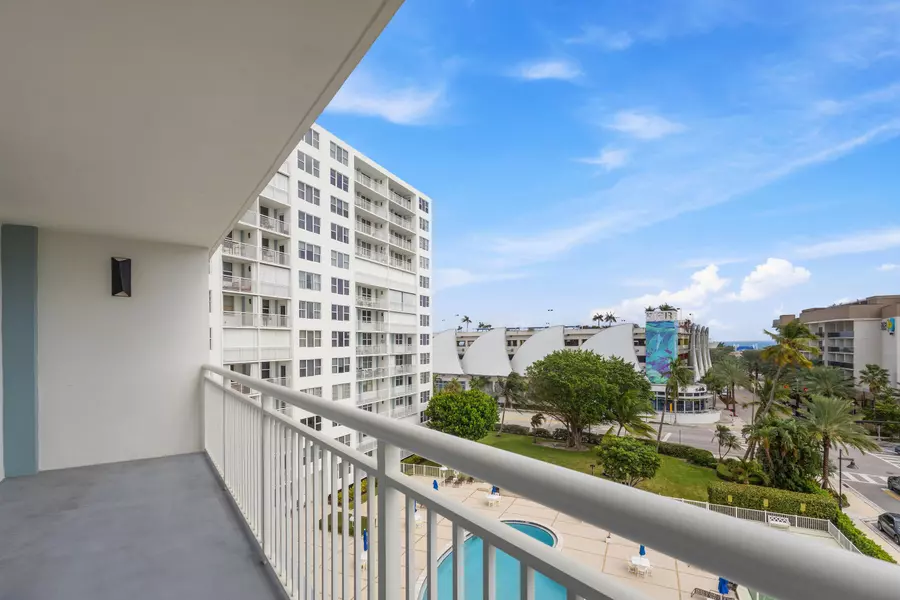 201 N Ocean BLVD 608, Pompano Beach, FL 33062