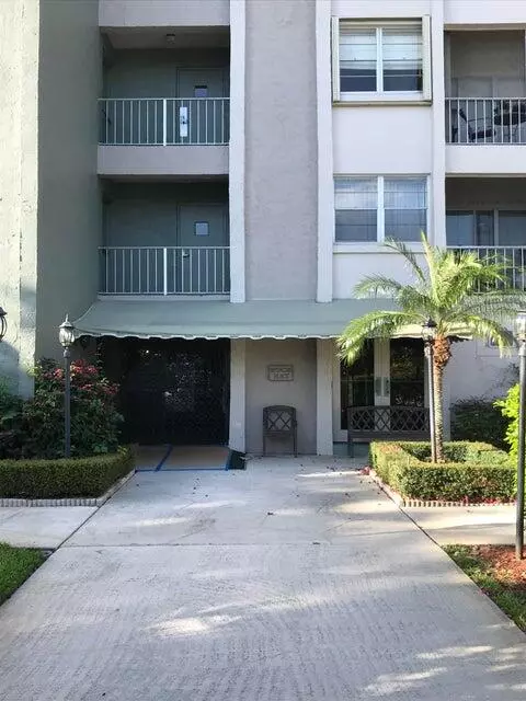 505 Spencer DR 307, West Palm Beach, FL 33409