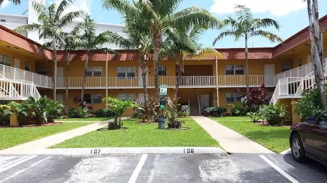 240 Croton AVE 101, Lantana, FL 33462