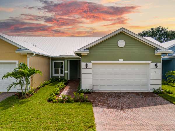 1805 Bridgepointe CIR 3, Vero Beach, FL 32967