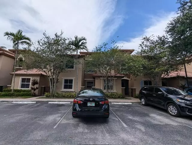 2915 Hope Valley ST 604, West Palm Beach, FL 33411