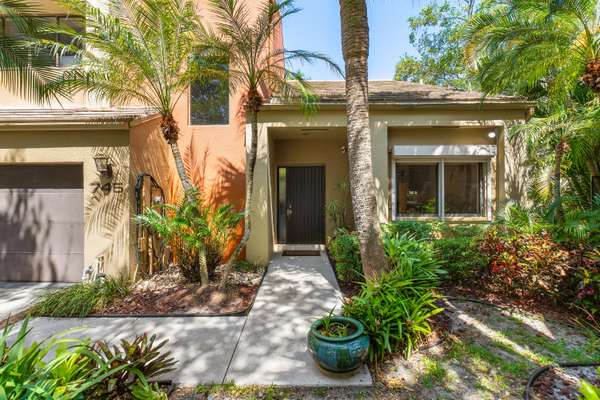 Boca Raton, FL 33486,745 St Albans DR