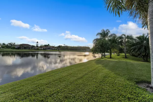 Vero Beach, FL 32966,6455 35th LN