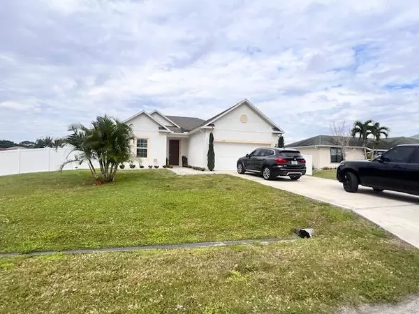 Port Saint Lucie, FL 34953,3230 SW Regatta ST