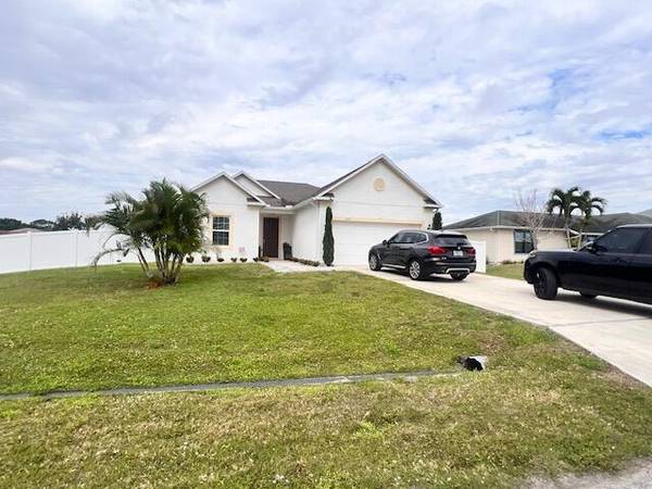 Port Saint Lucie, FL 34953,3230 SW Regatta ST