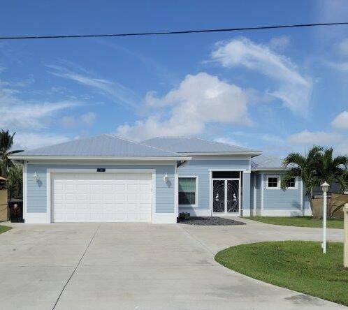 213 NE NE Sagamore TER, Port Saint Lucie, FL 34953