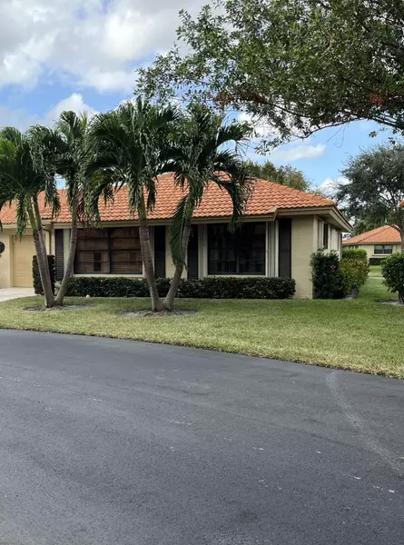 9850 Bischofia Tree Way WAY B, Boynton Beach, FL 33436