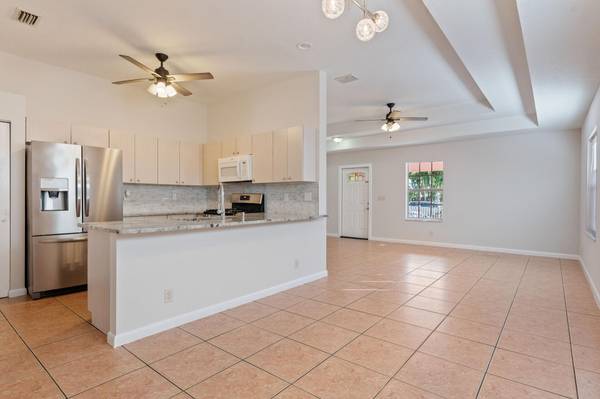 Lake Worth Beach, FL 33460,623 N L ST 1