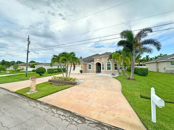 Port Saint Lucie, FL 34953,1230 SW Ermine AVE