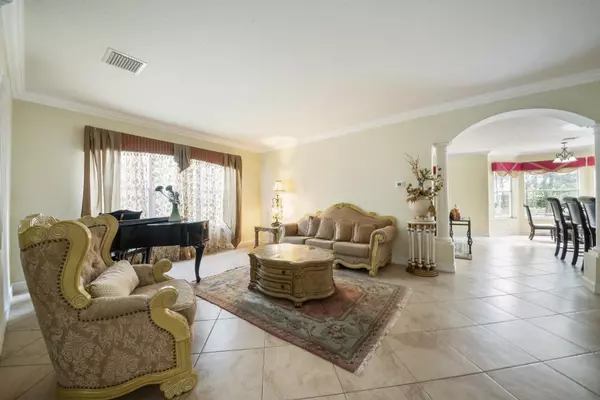 Boynton Beach, FL 33473,8273 Emerald Winds CIR