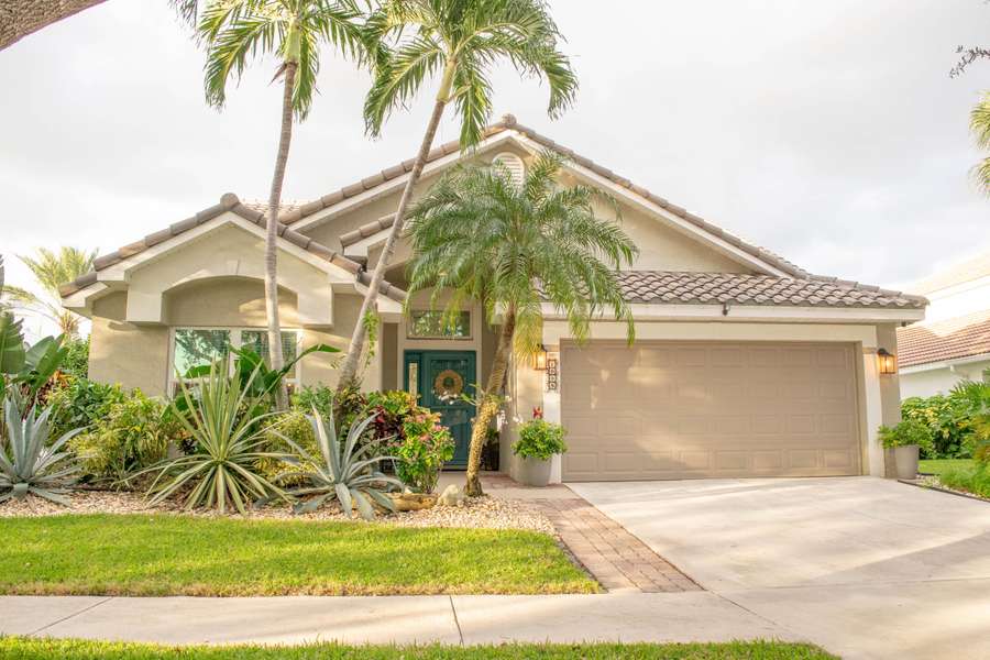 1095 Anchor PT, Delray Beach, FL 33444