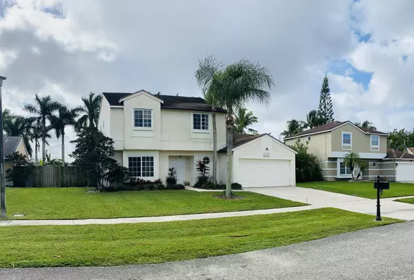 9928 Moss Pond DR, Boca Raton, FL 33496