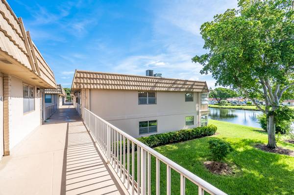 87 Monaco B, Delray Beach, FL 33446