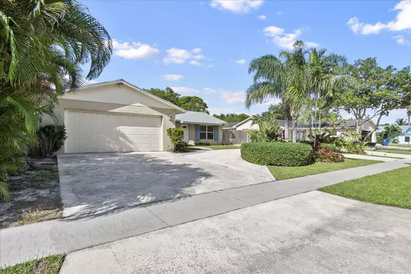 Jupiter, FL 33458,716 S Pennock LN