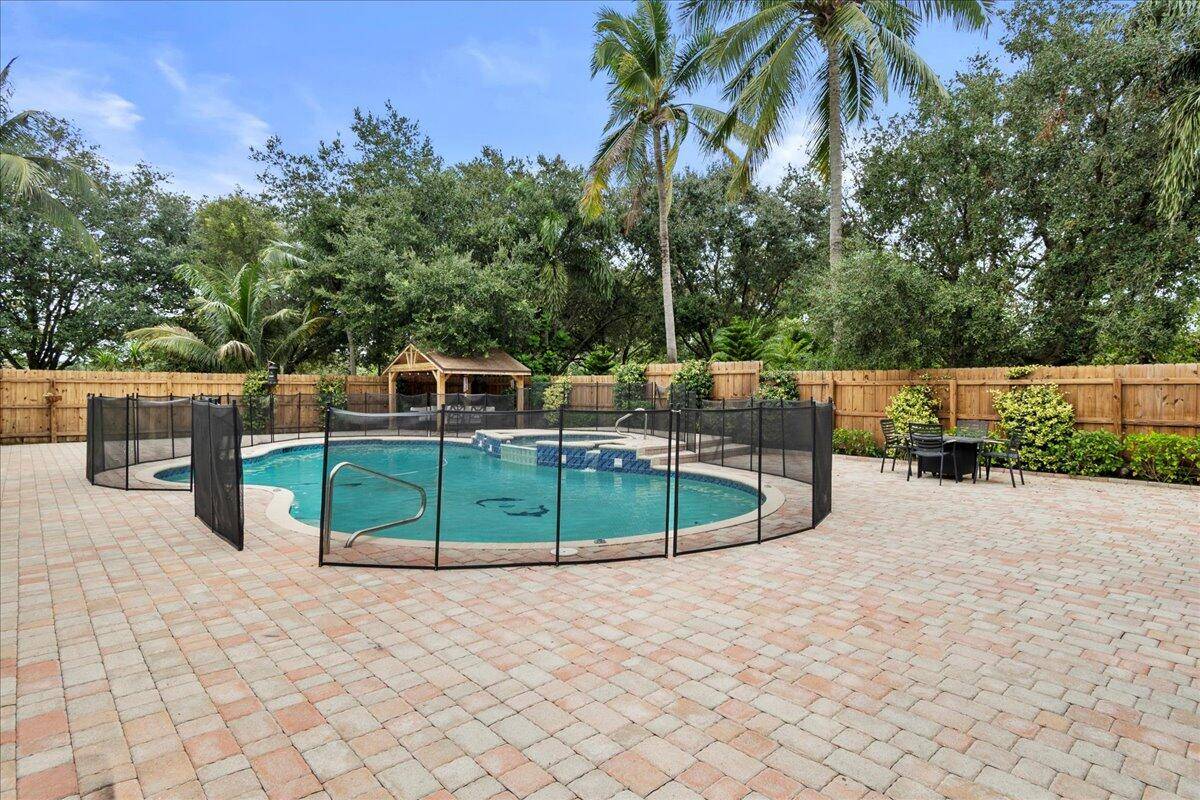 The Acreage, FL 33412,13883 N 76th RD