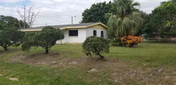 Fort Pierce, FL 34947,3008 Avenue Q